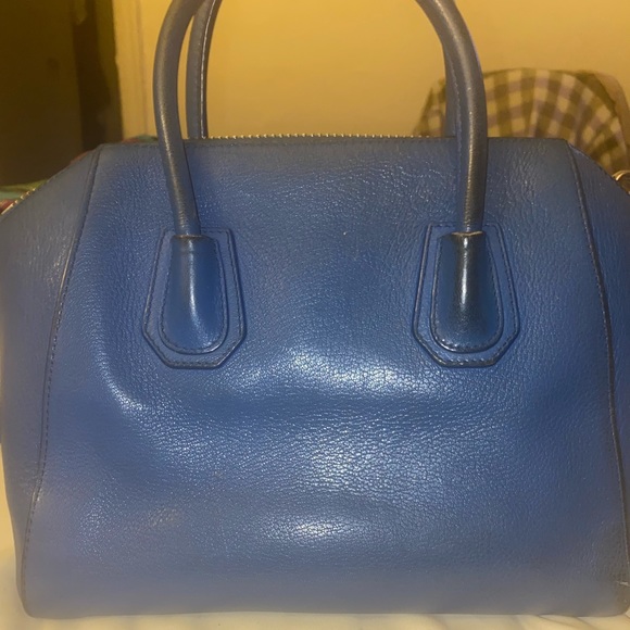 Authentic Givenchy antigona - Picture 2 of 6